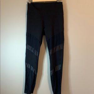 Powerhold Fabletics Black 7/8 Leggings Medium
